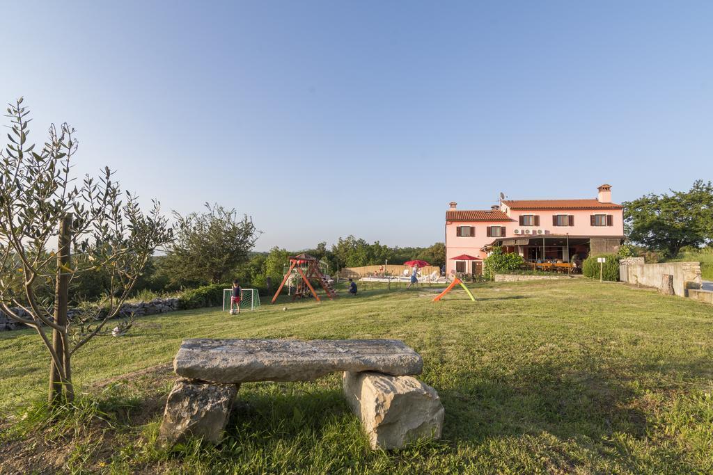 Bed And Breakfast Rogocana Labin  Extérieur photo