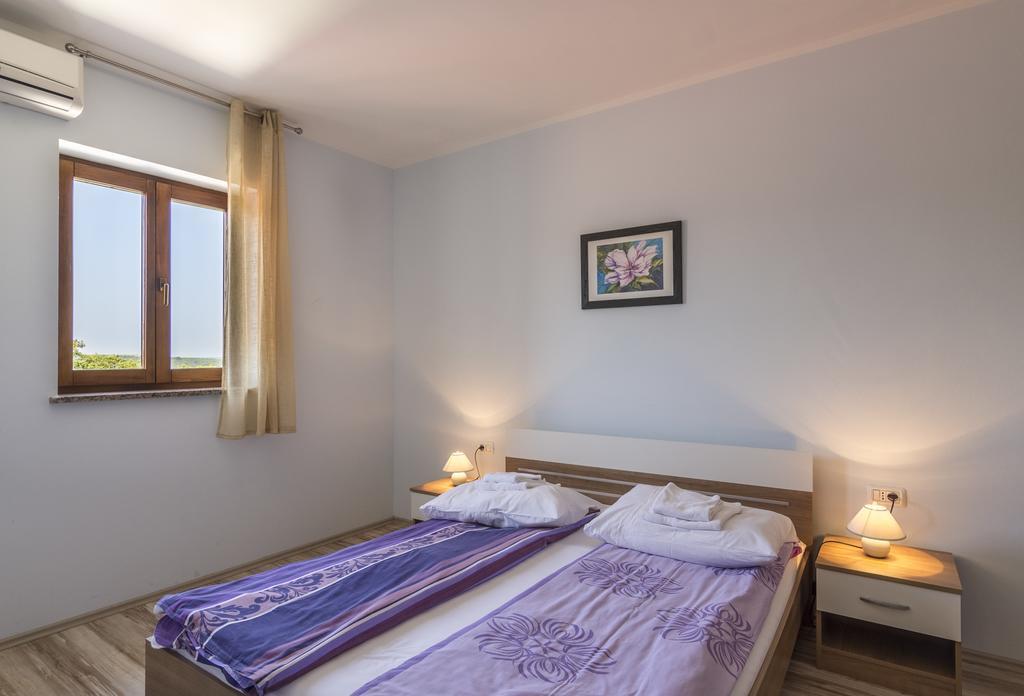 Bed And Breakfast Rogocana Labin  Extérieur photo