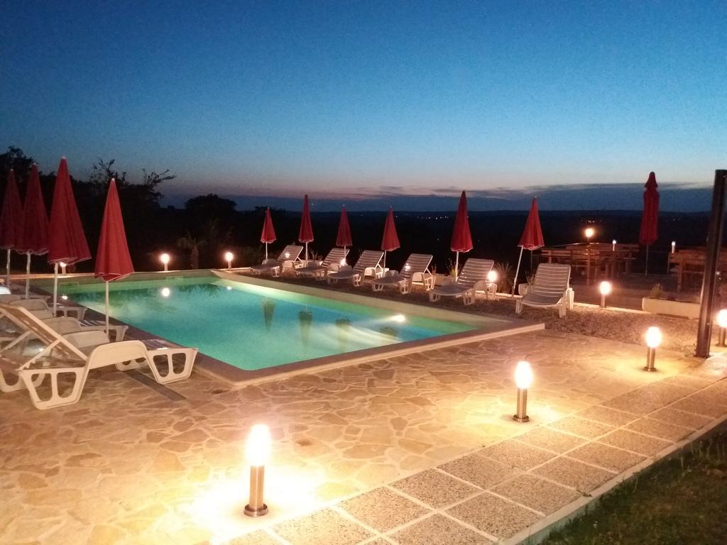 Bed And Breakfast Rogocana Labin  Extérieur photo